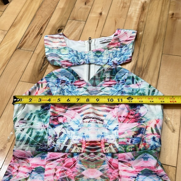 Dainty Hooligan Bodycon Dress - Picture 9 of 9